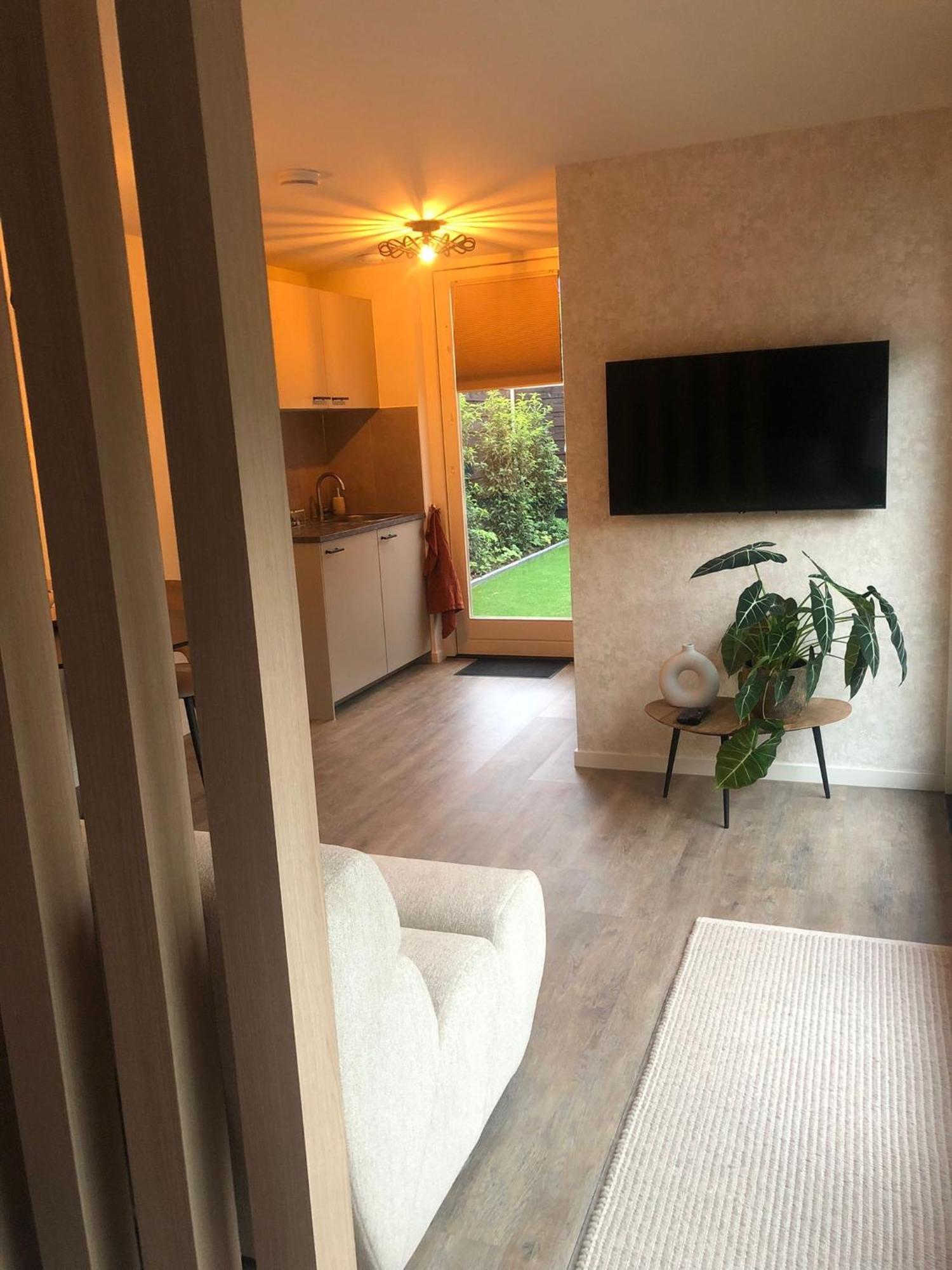 Bed and Breakfast The Little White House Twello Екстер'єр фото