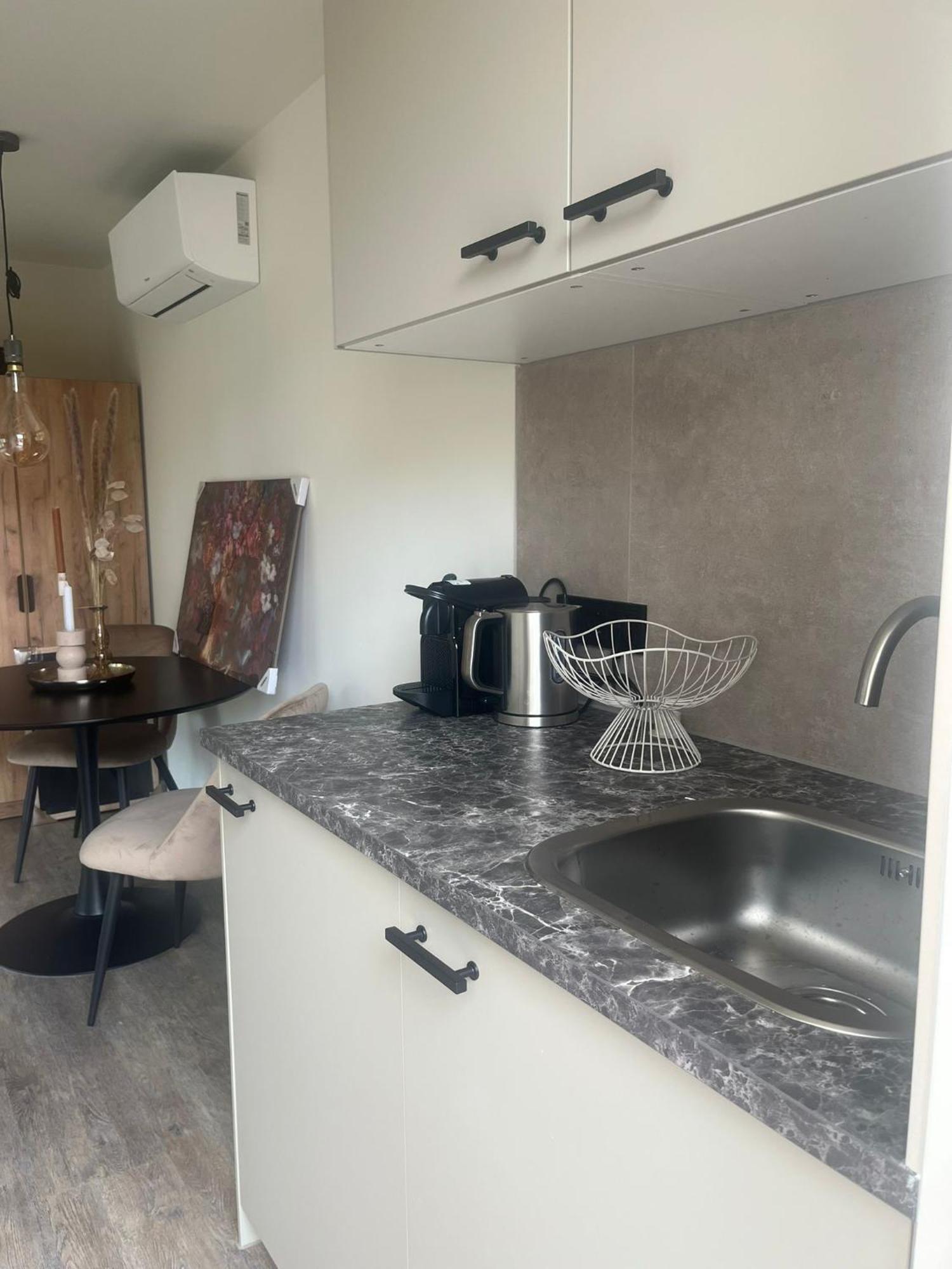Bed and Breakfast The Little White House Twello Екстер'єр фото
